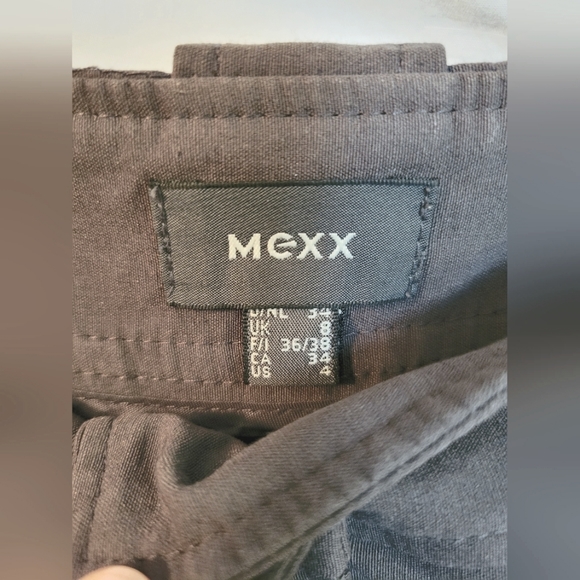 Mexx Wavy Skirt in Grey Size 4 - Picture 3 of 3